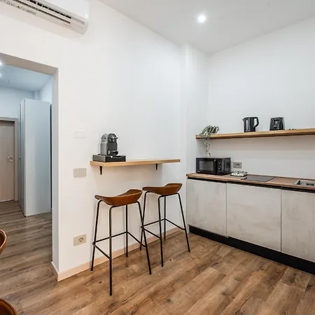 Hoomee Piazza Erbe Apartman